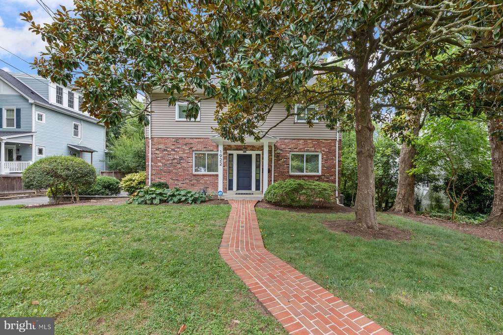 1922 Grace Church Rd