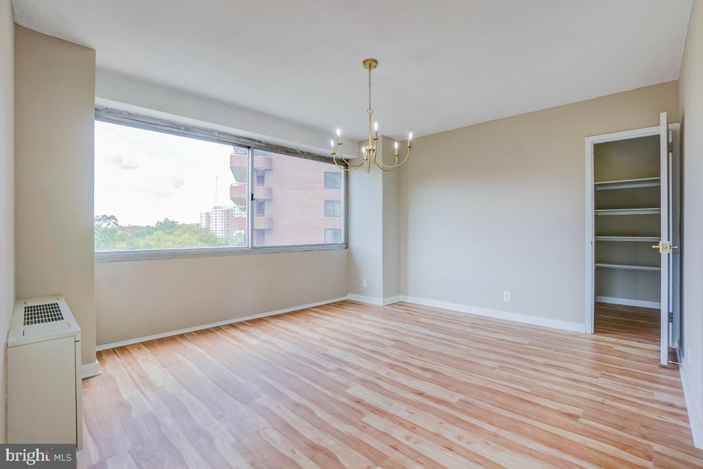 4515 WILLARD AVENUE Unit: 909S
