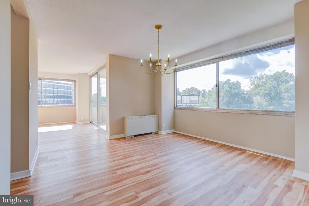 4515 WILLARD AVENUE Unit: 909S