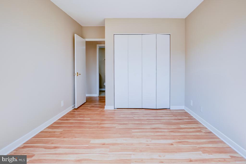 4515 WILLARD AVENUE Unit: 909S