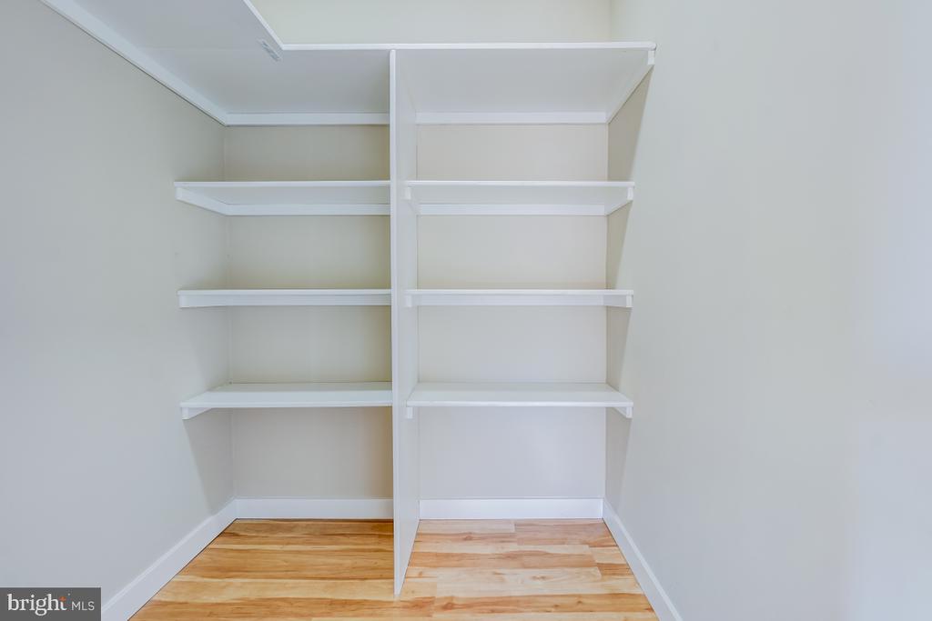 4515 WILLARD AVENUE Unit: 909S