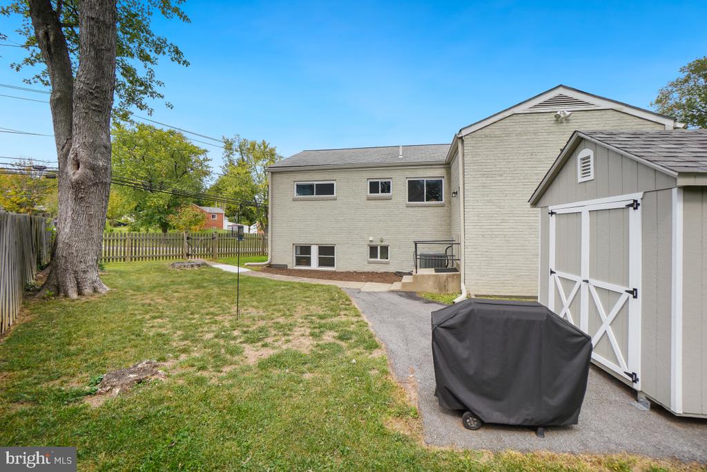 401 ROYALTON ROAD