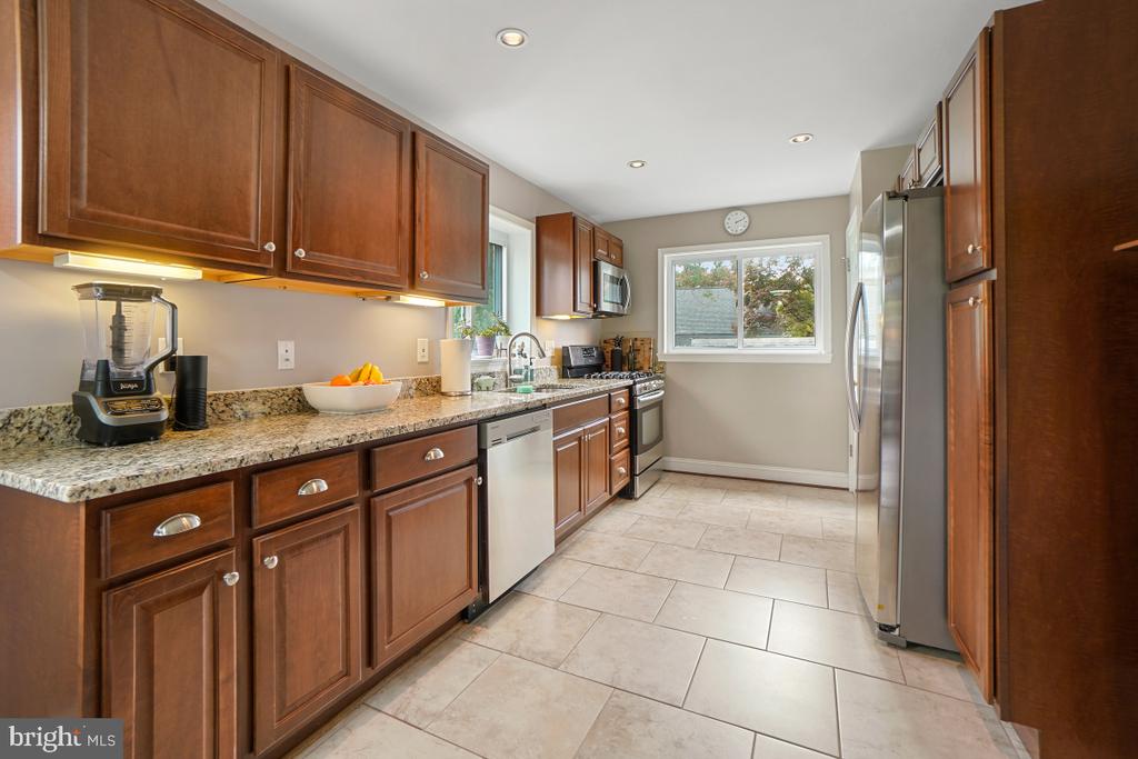 401 ROYALTON ROAD