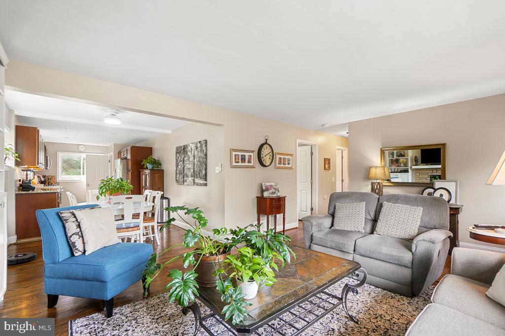 401 ROYALTON ROAD