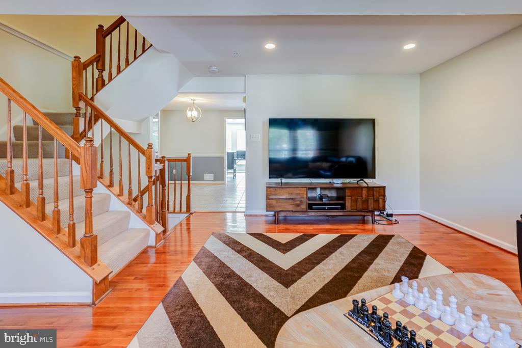 4665 WESTON PLACE