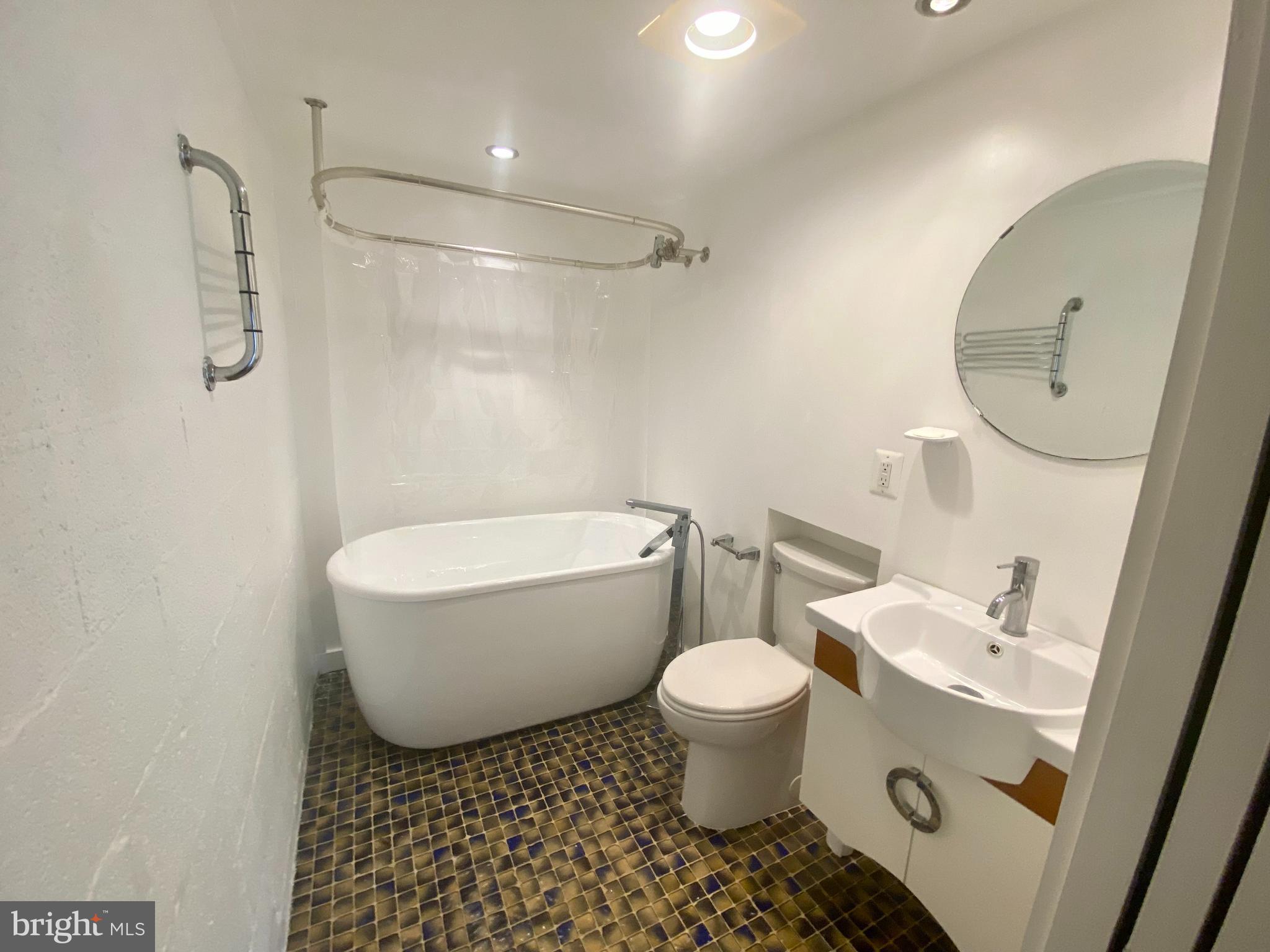 28 Dudley Ct