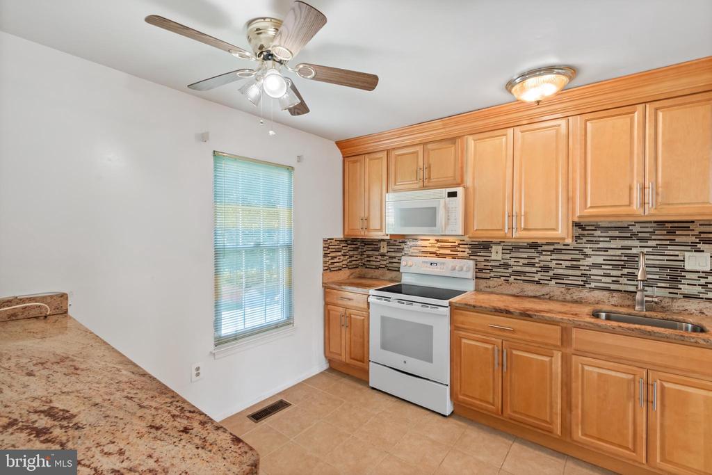 15112 Athey Rd