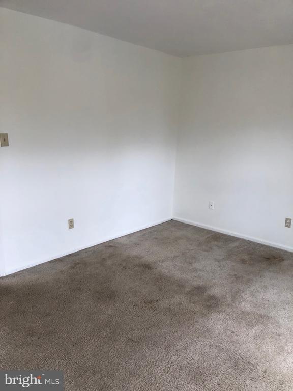 804 QUINCE ORCHARD BLVD #201