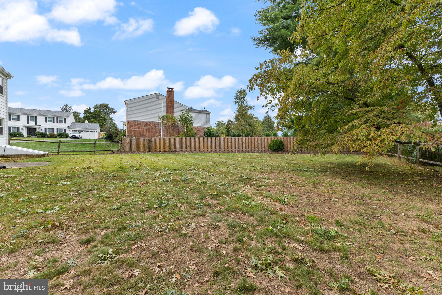 4665 Cherry Valley Dr