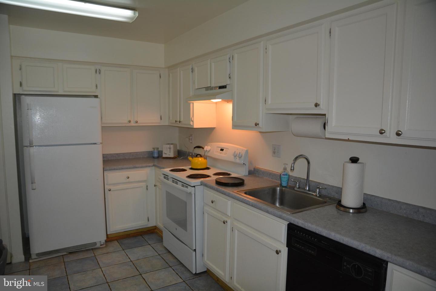 11308 Appledowre Way #585