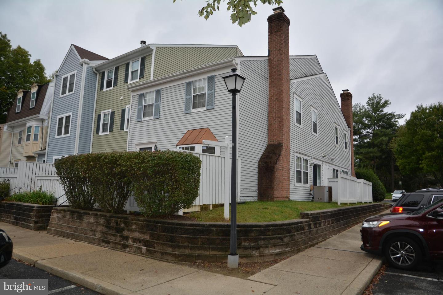 11308 Appledowre Way #585