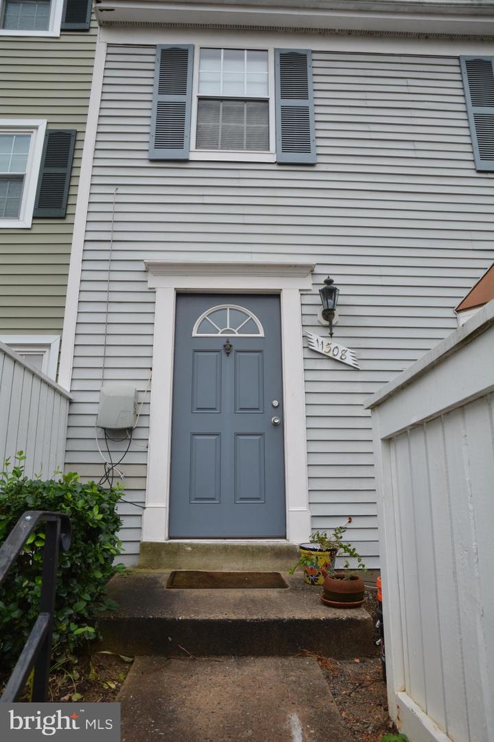 11308 Appledowre Way #585