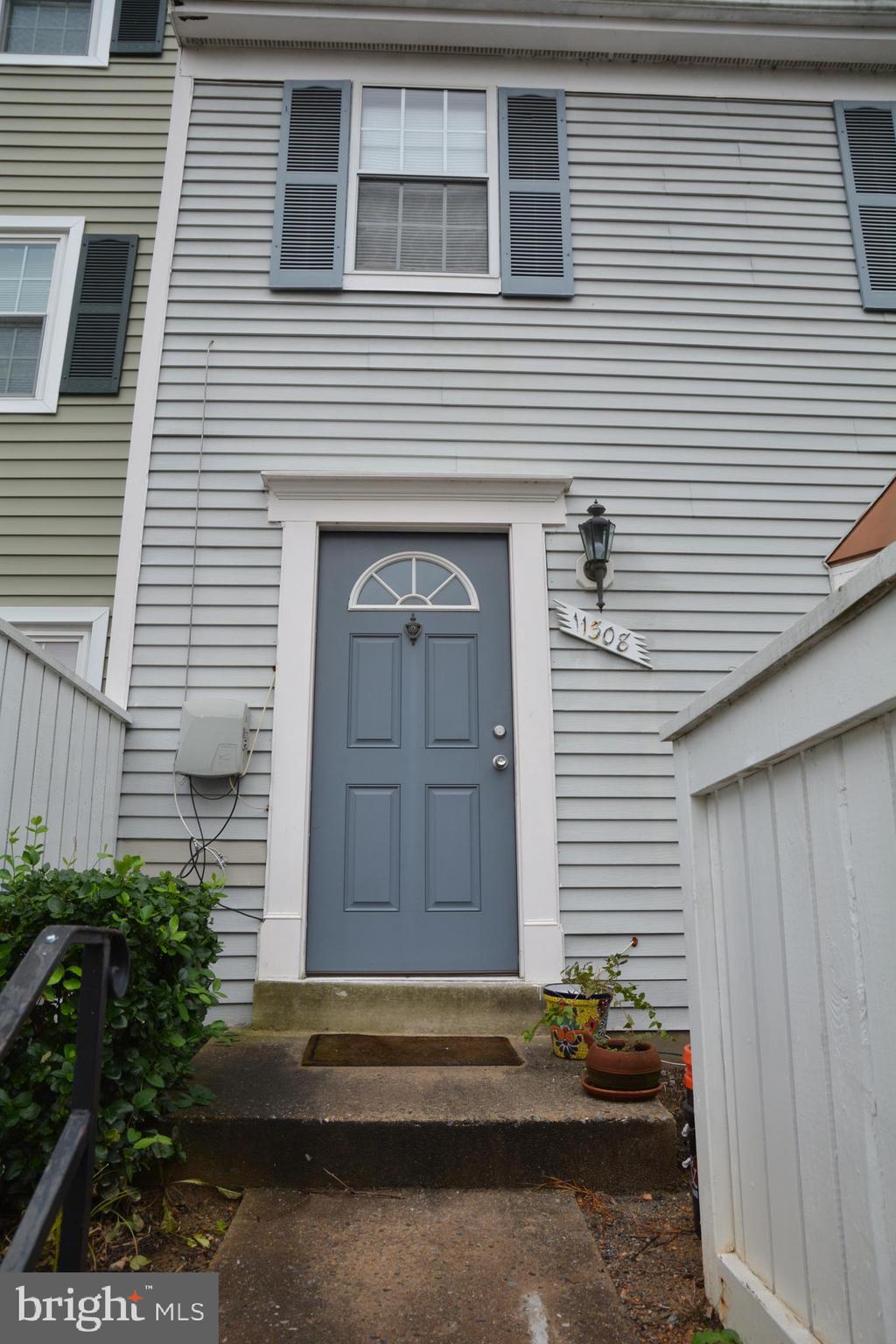 11308 Appledowre Way #585