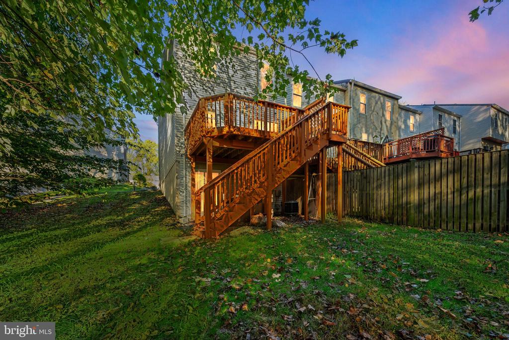 17 LONG GREEN COURT