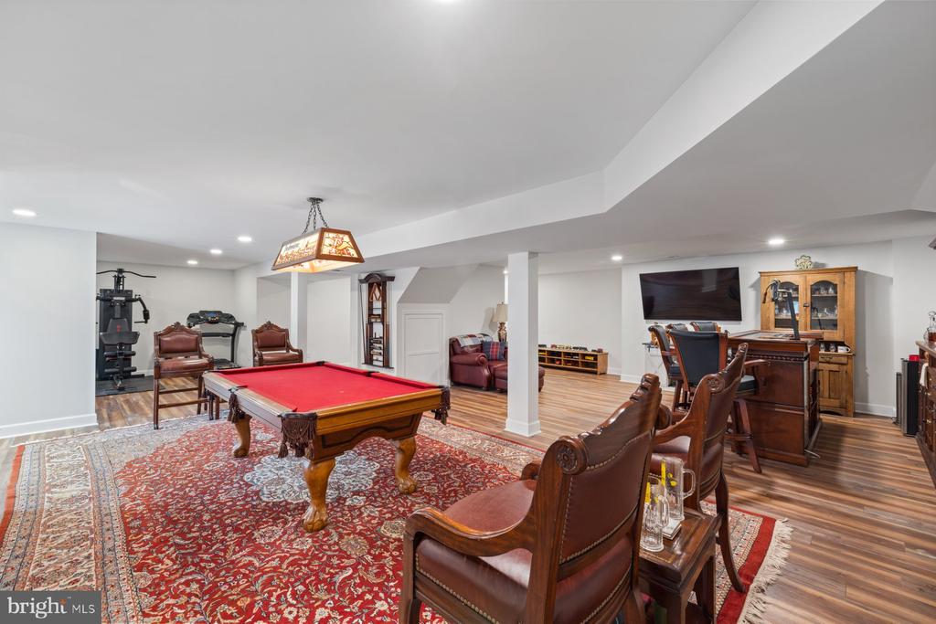 9229 English Meadow Way