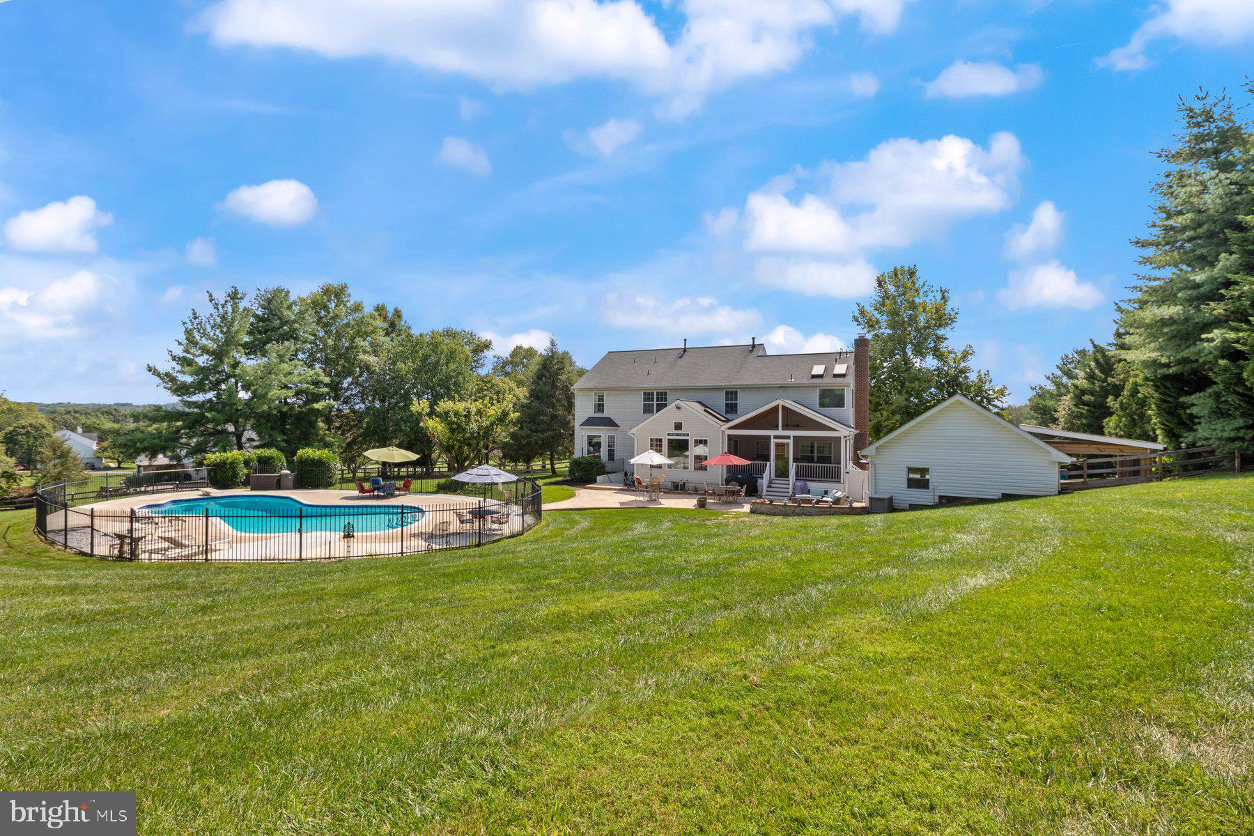 9229 English Meadow Way