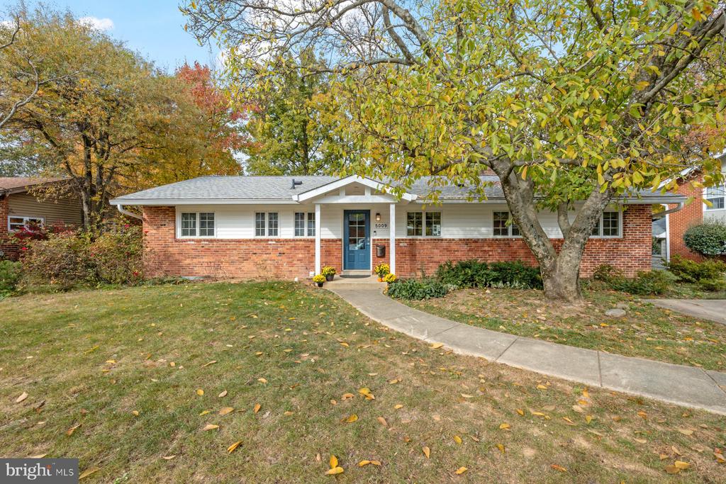 5009 White Flint Dr