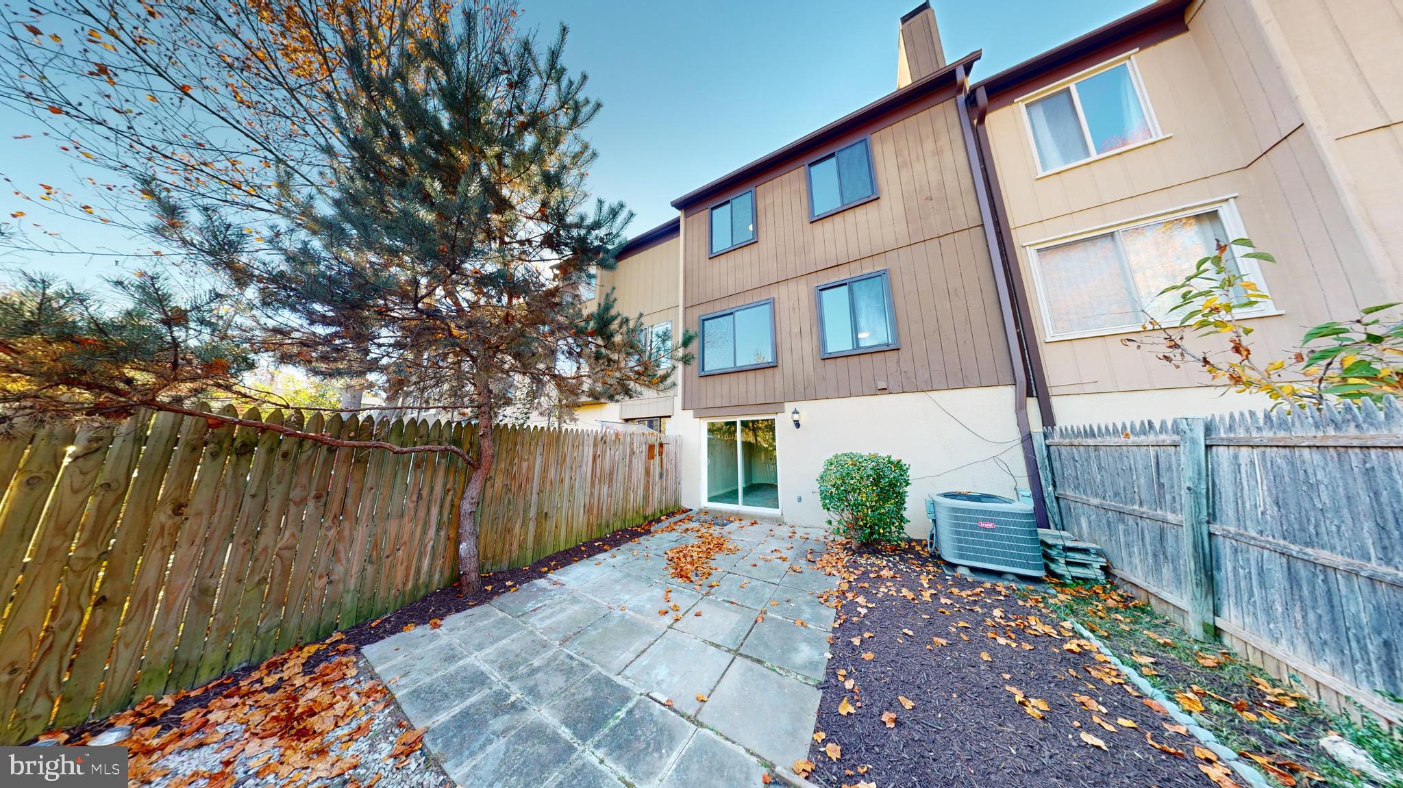 10663 MUIRFIELD DR