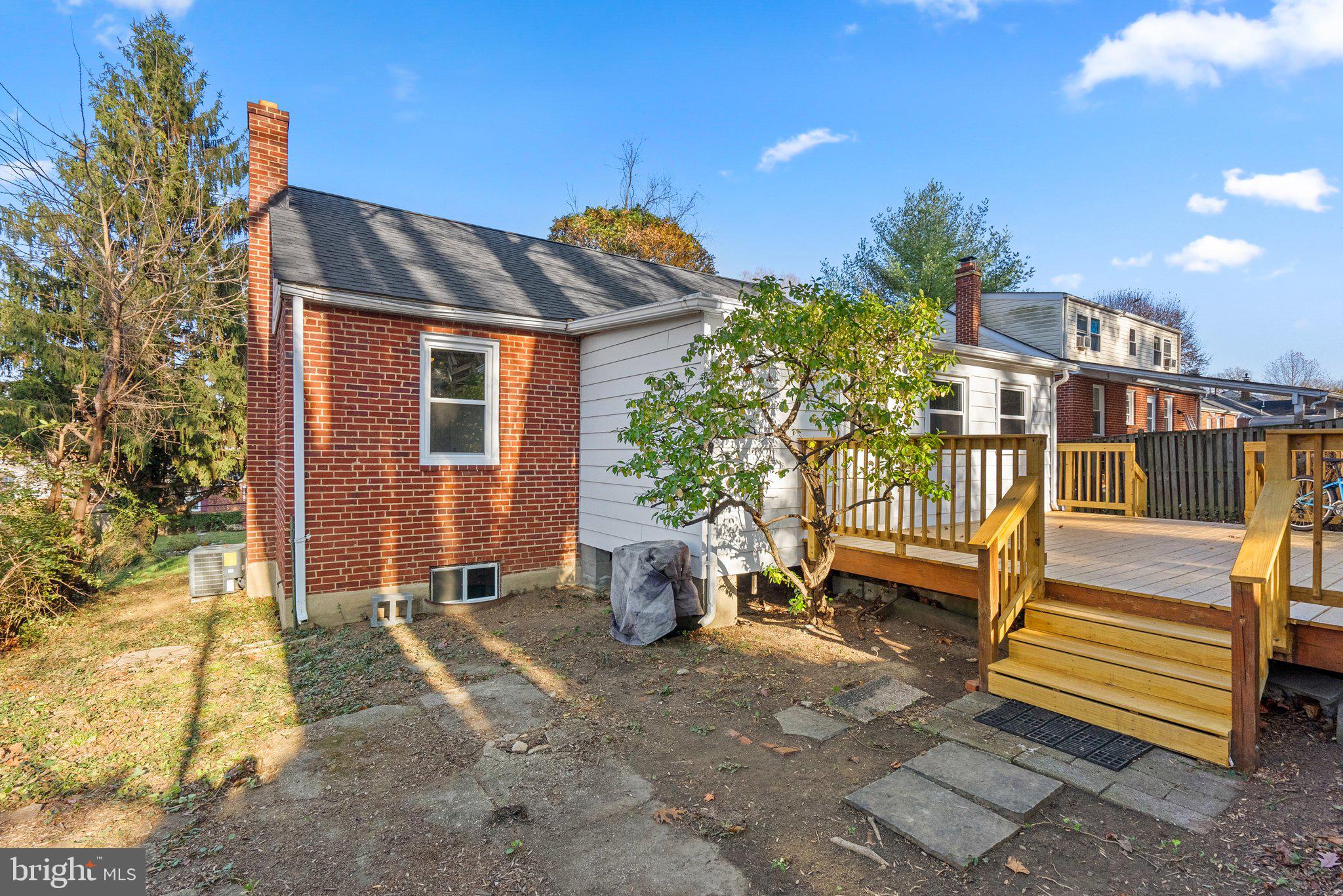2714 Fenimore Rd