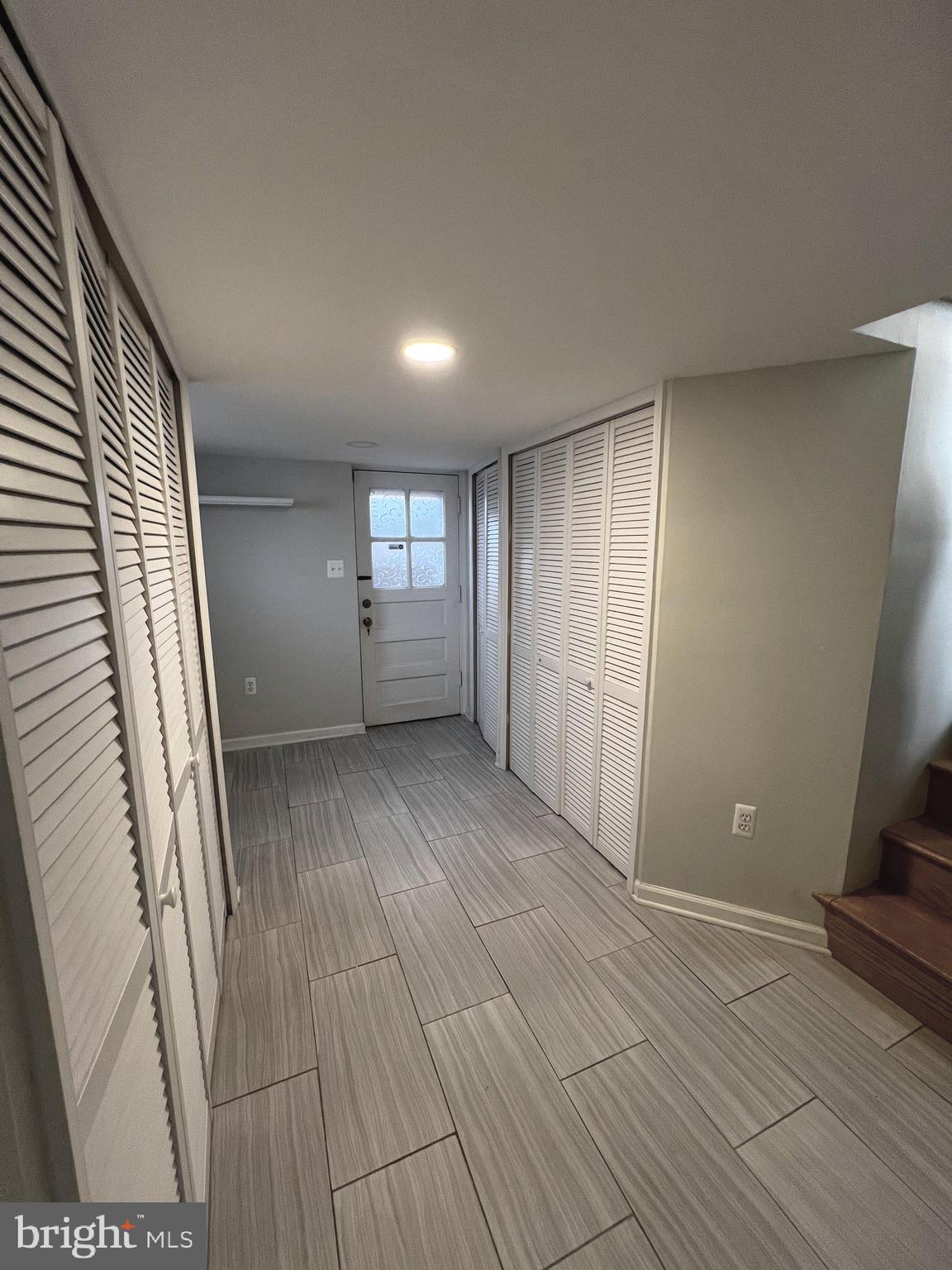 1005 DENNIS AVE