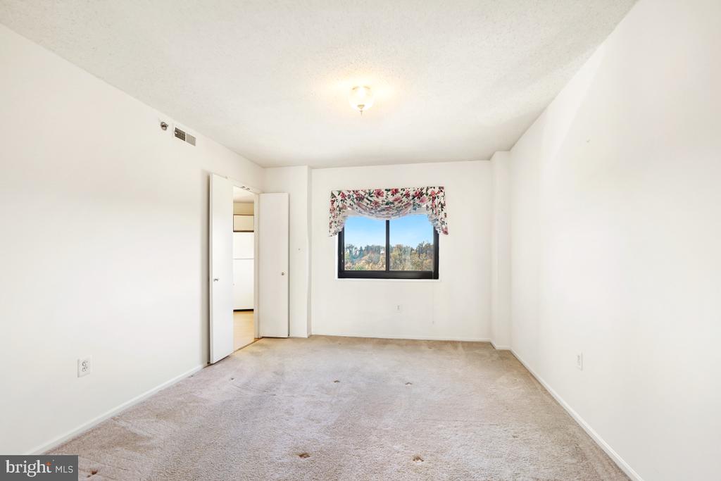 3330 N LEISURE WORLD BOULEVARD Unit: 5-623