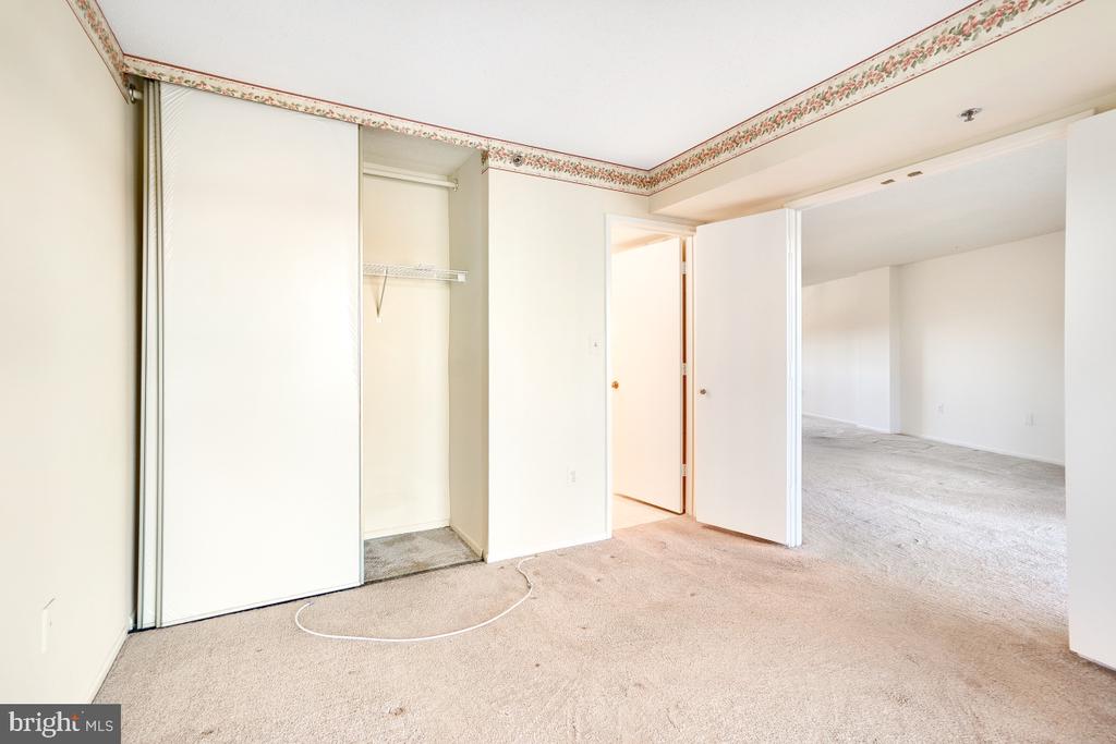 3330 N LEISURE WORLD BOULEVARD Unit: 5-623