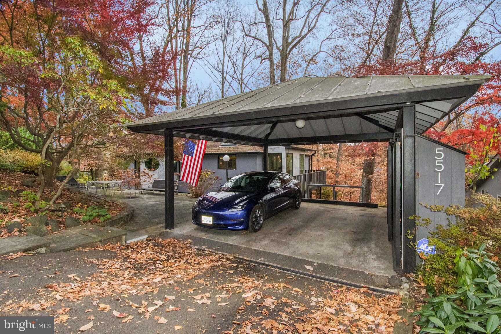 5517 MOHICAN RD
