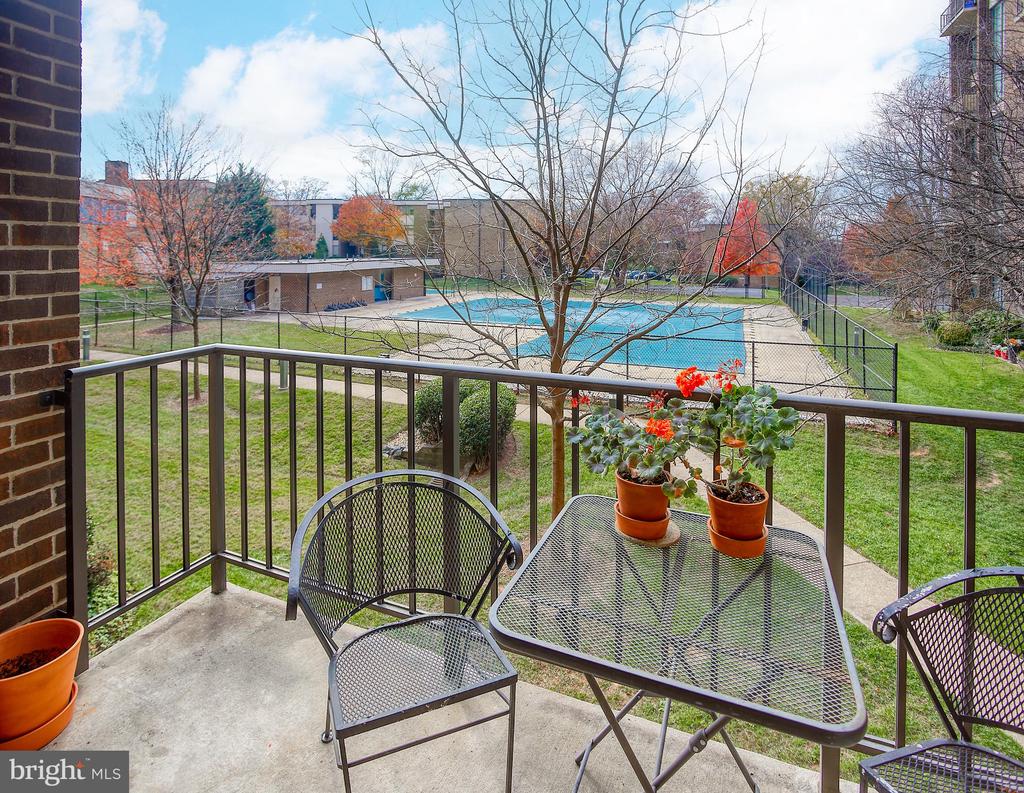 9900 Georgia Ave #27-106