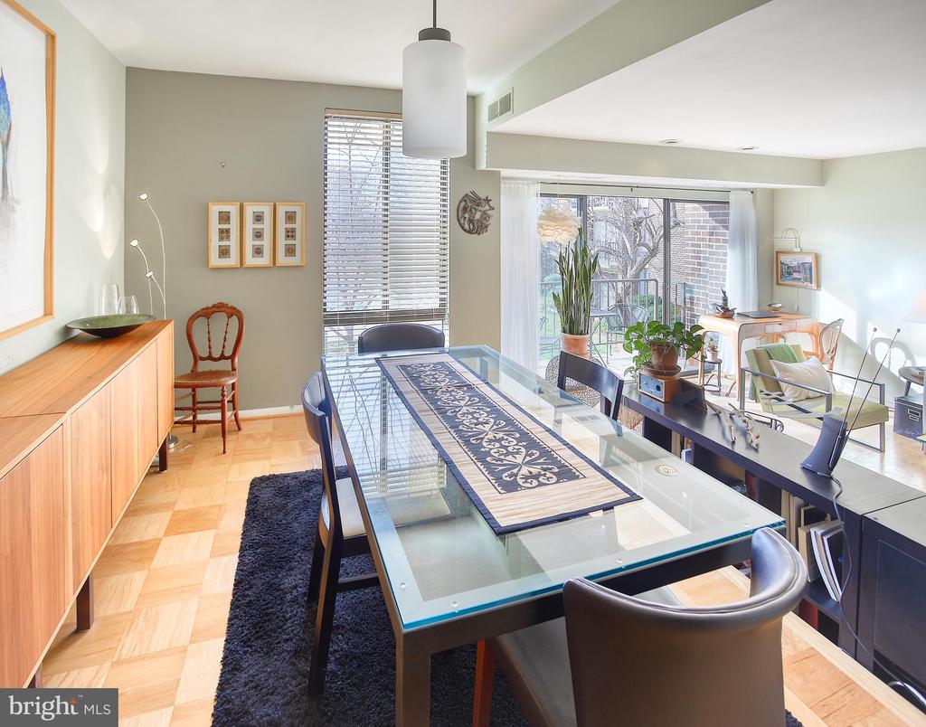 9900 Georgia Ave #27-106