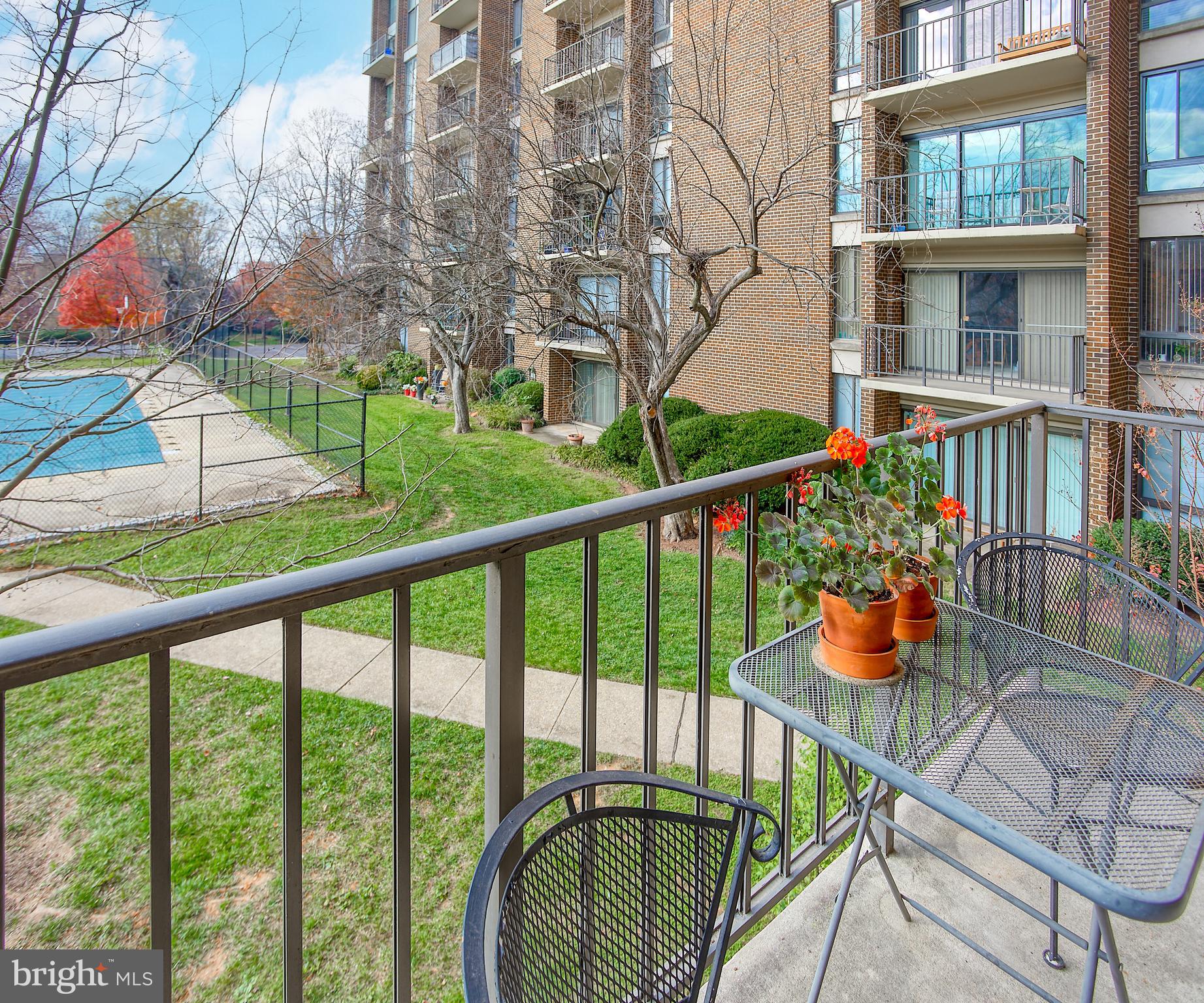 9900 Georgia Ave #27-106