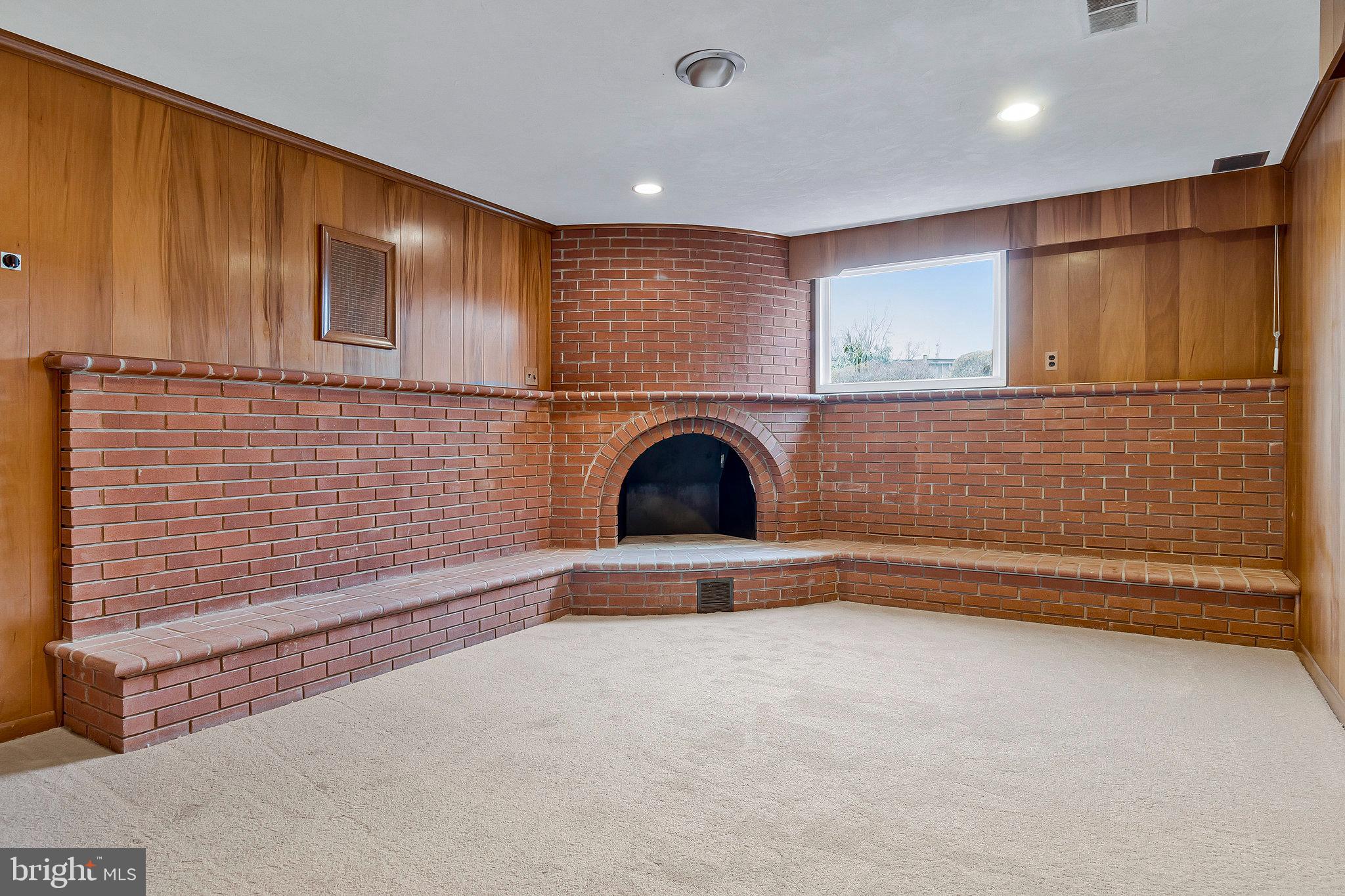 13900 Zeigler Way