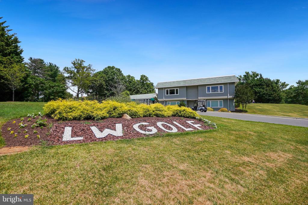3400 CHISWICK COURT Unit: 48-1B