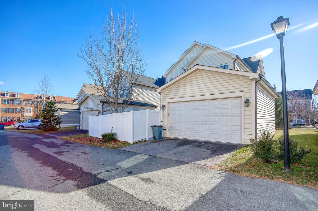 13505 Windy Meadow Ln