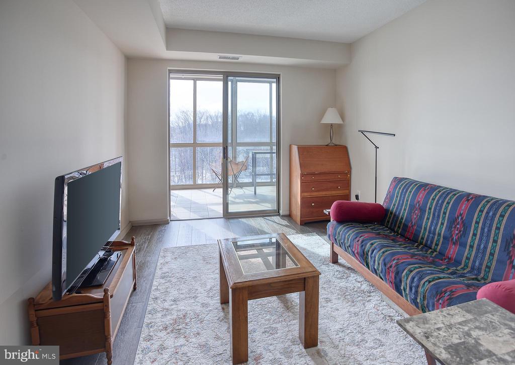 3210 N Leisure World Blvd #803