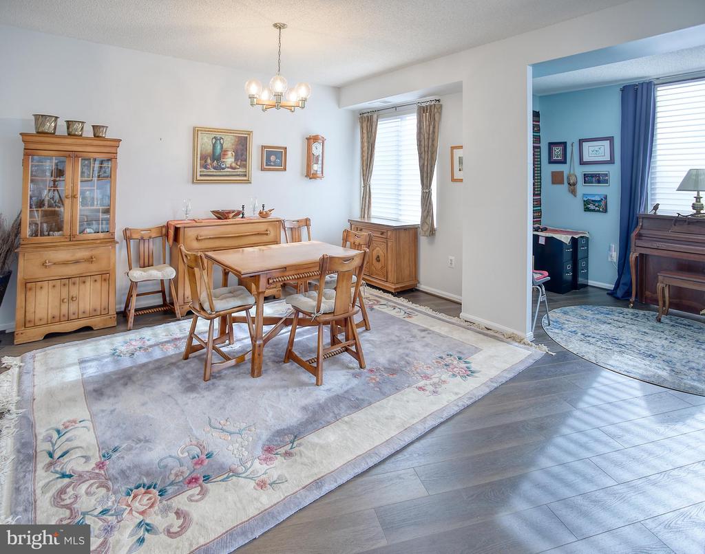 3210 N Leisure World Blvd #803