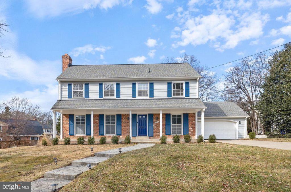 7012 Wolftree Ln