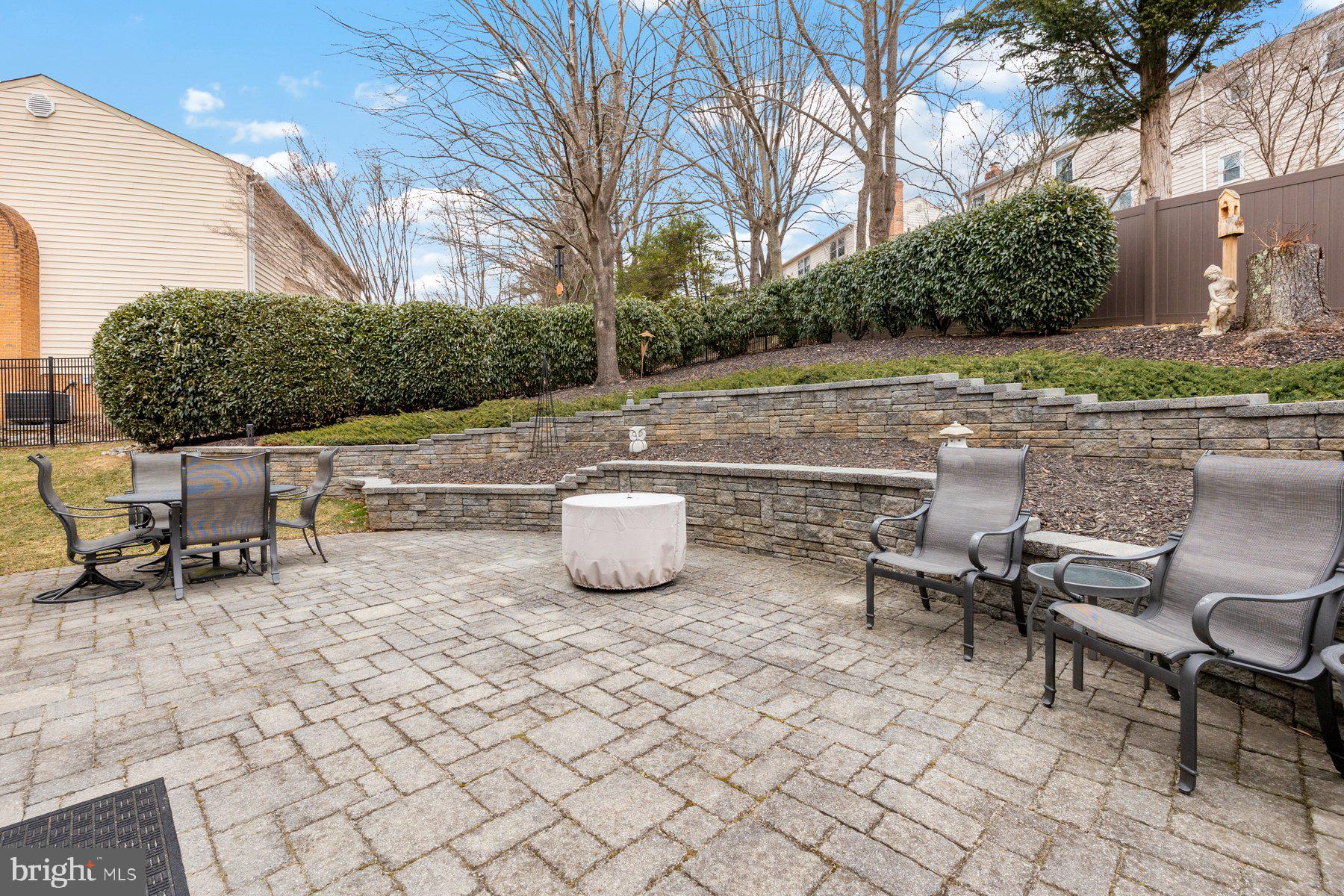 13627 Spinning Wheel Dr