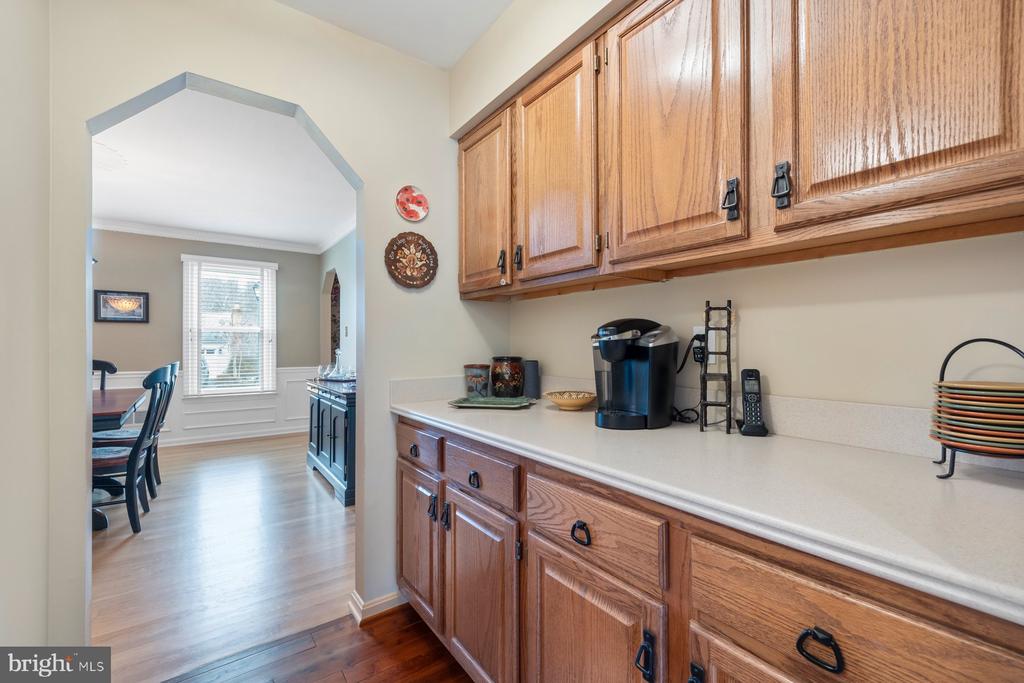 13627 Spinning Wheel Dr