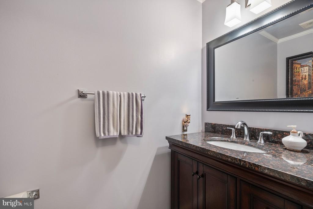13627 Spinning Wheel Dr
