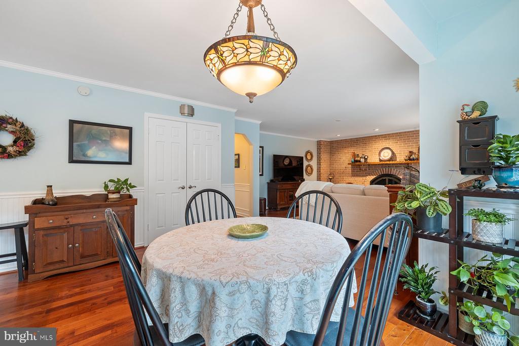 13627 Spinning Wheel Dr