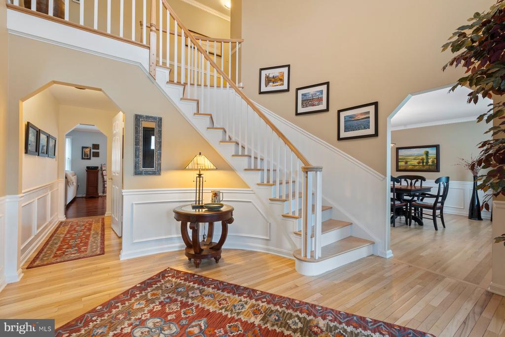13627 Spinning Wheel Dr
