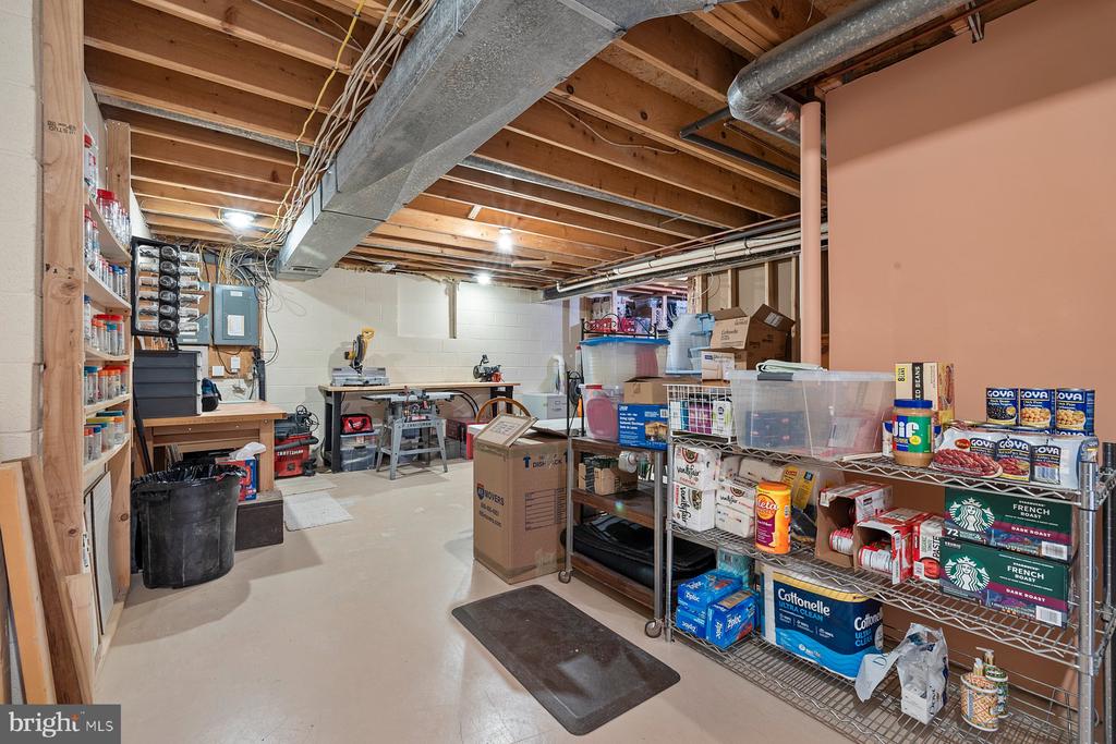 13627 Spinning Wheel Dr