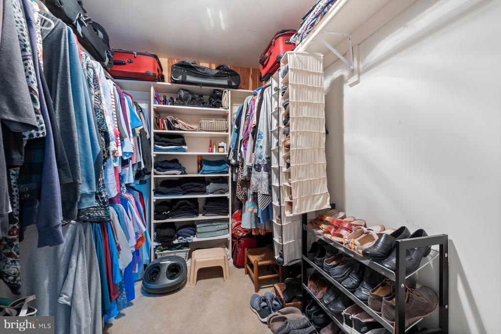 13627 Spinning Wheel Dr