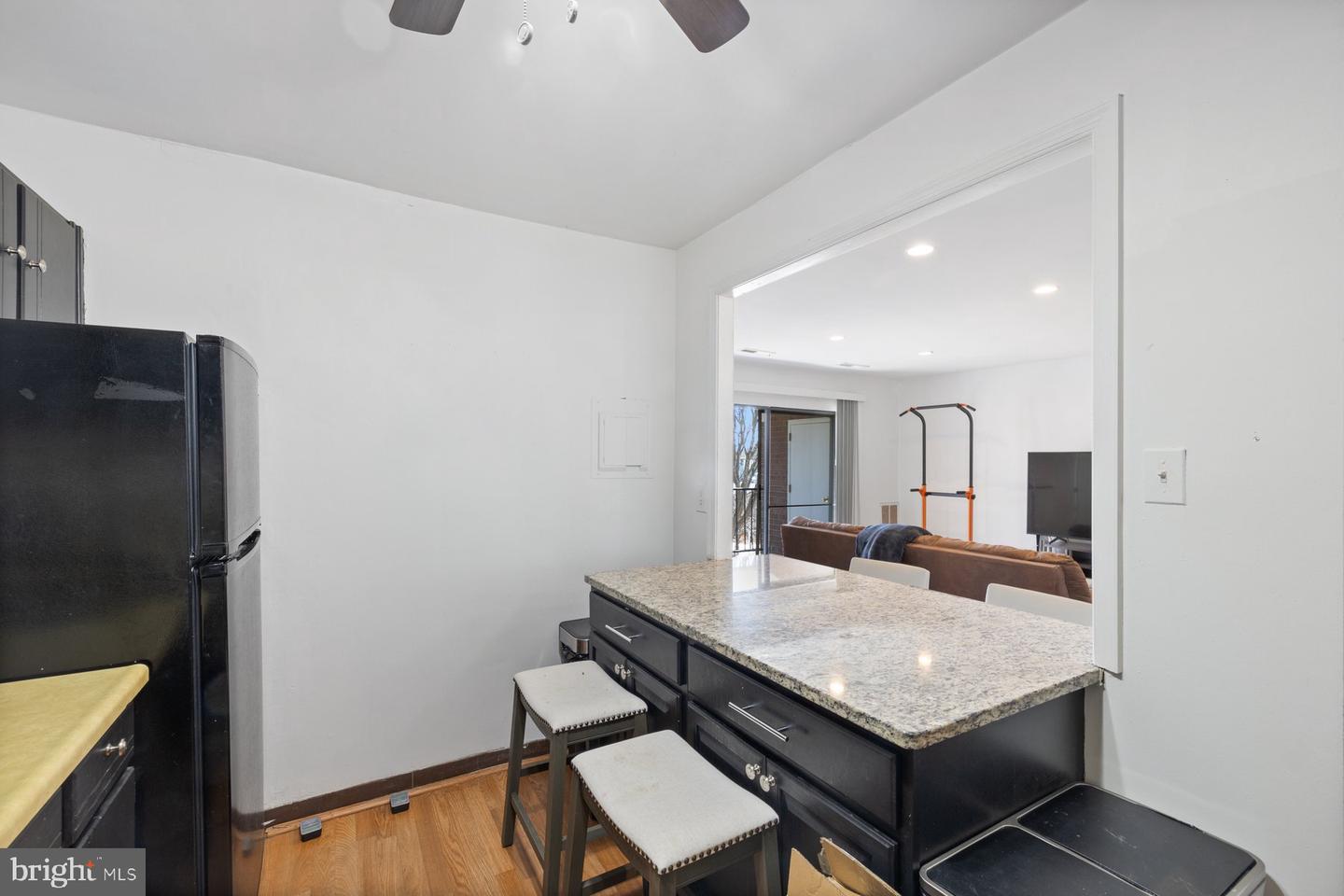804 Quince Orchard Blvd #201