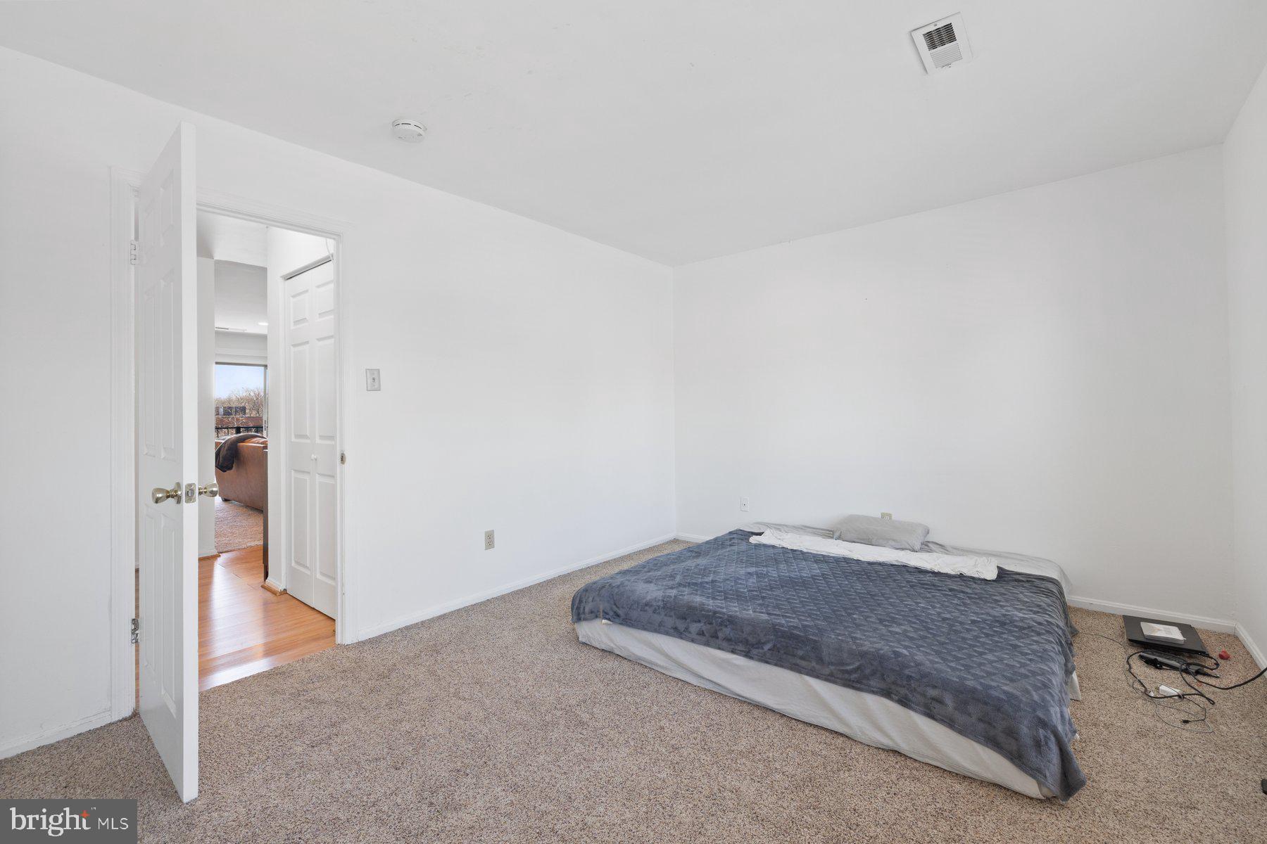 804 Quince Orchard Blvd #201