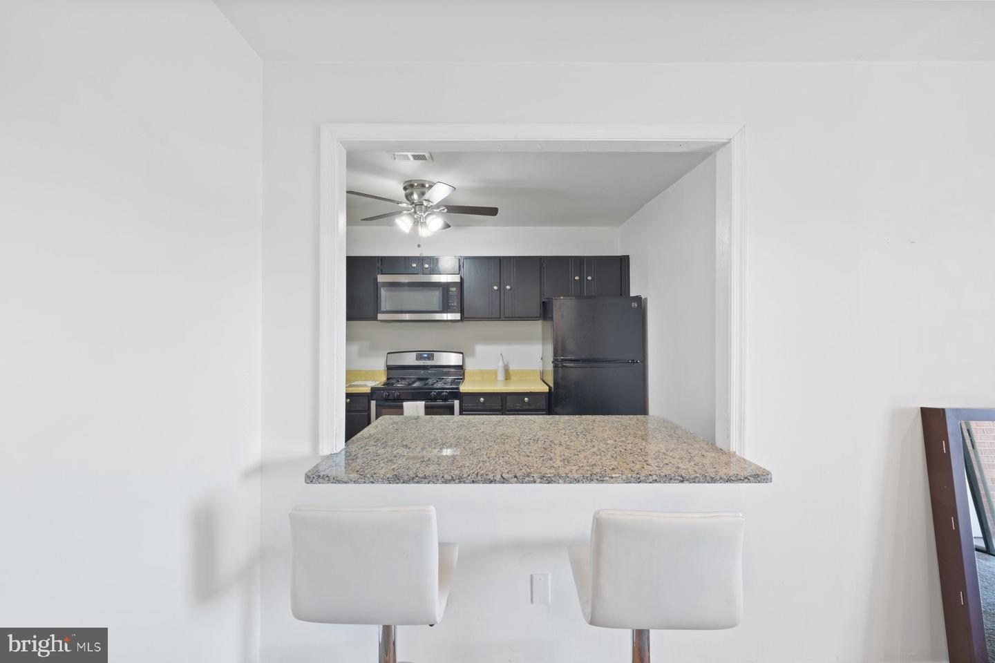 804 Quince Orchard Blvd #201