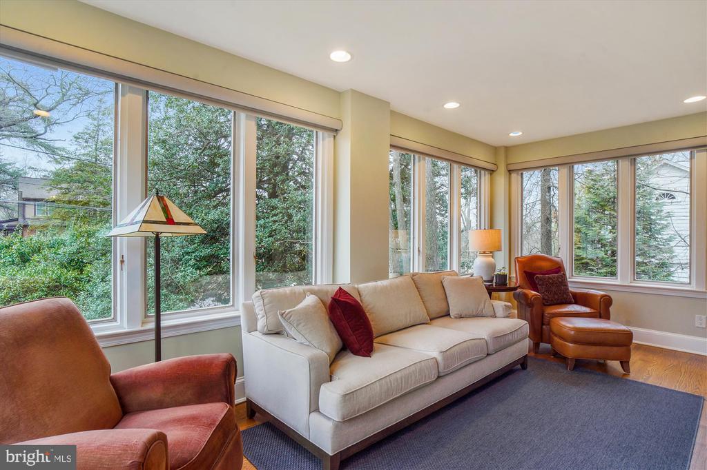 1500 HIGHLAND DRIVE