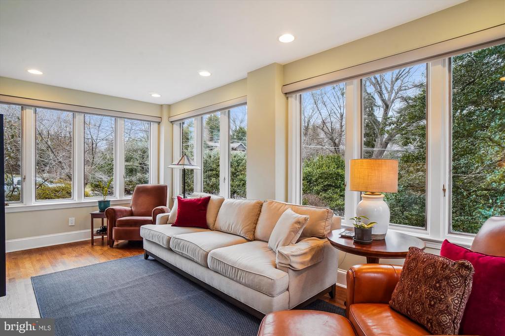 1500 HIGHLAND DRIVE