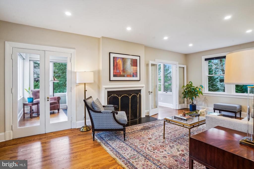 1500 HIGHLAND DRIVE