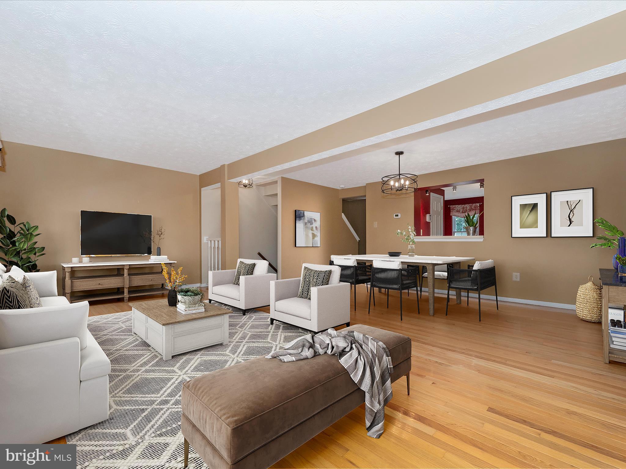 764 Clifftop Dr